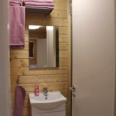 Hetedhet Csillag Apartmanhaz * Babonymegyer